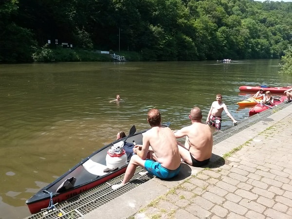 Erfrischung in der Lahn